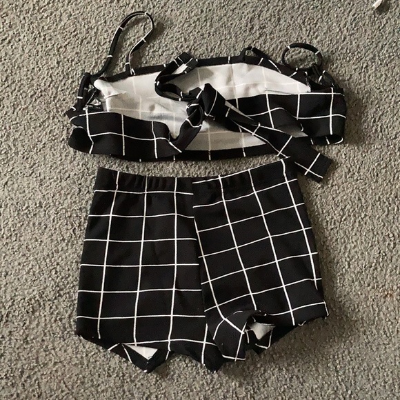 nwot two piece outfit - Picture 3 of 4